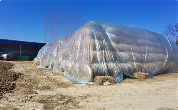 陽(yáng)新縣荊頭山助環(huán)保增促收 秸稈打捆變廢為寶